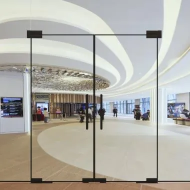 OUTLINER SW - 33 DOUBLE DOOR WITH OVERPANEL | Ozone